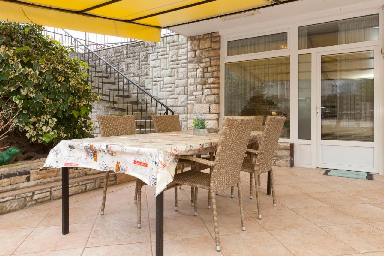 Apartman Nade Pula Exterior foto